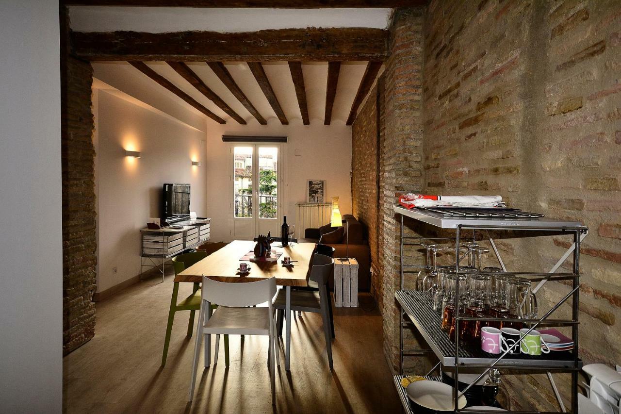 Casas Uva Plaza Mercado Logroño Esterno foto